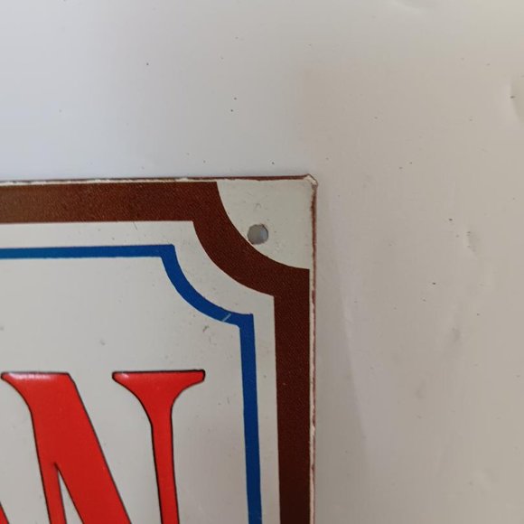 American Drummer Bear Tin Sign. 10x16" Pawtucket, RI. American Toy Co. Nice Sign - Picture 4 of 8